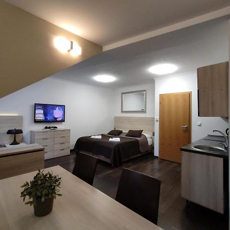 Anensky Apartman C303 - S O2 Tv A Stabilni Rychlou Wifi, S Moznosti Dokoupeni Bufetovych Snidani - By Relax ハルラホフ エクステリア 写真