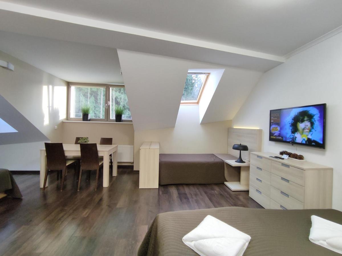 Anensky Apartman C303 - S O2 Tv A Stabilni Rychlou Wifi, S Moznosti Dokoupeni Bufetovych Snidani - By Relax ハルラホフ エクステリア 写真